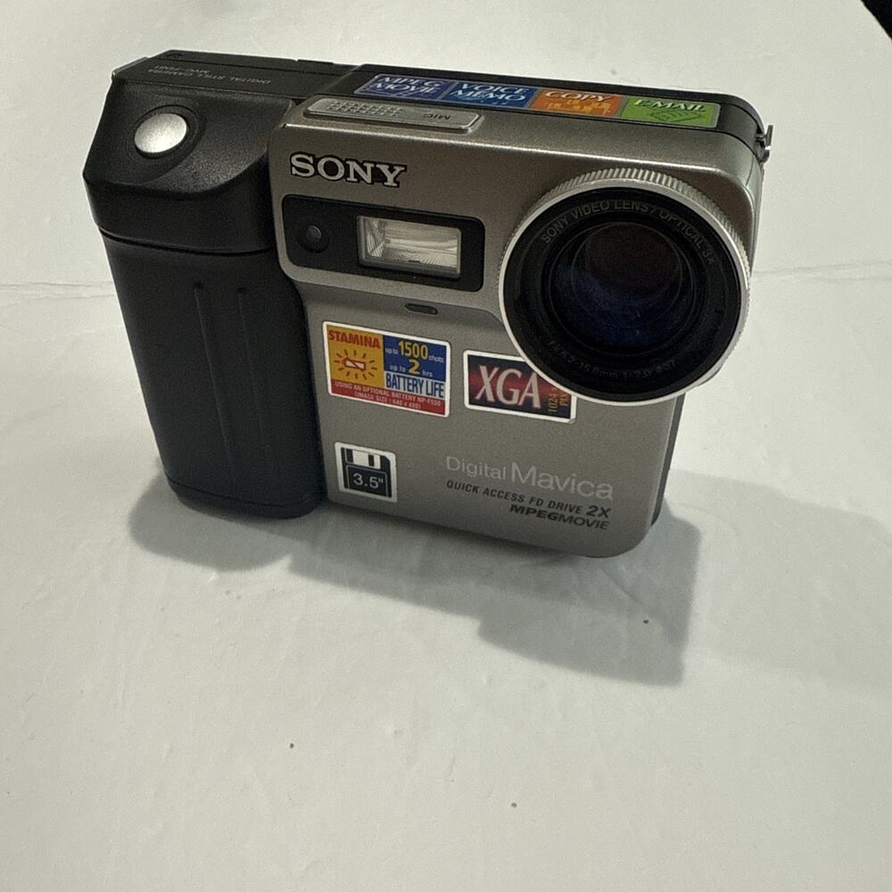 Sony Mavica MVC-FD81 Digital Camera No Charger Untested Camera Only